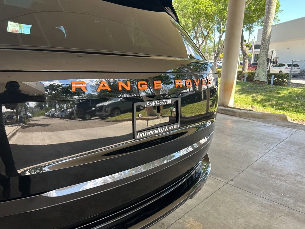 Used 2024 Land Rover Range Rover SE AWD/4WD image 19