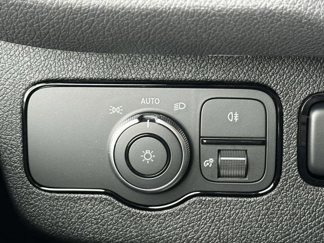 Used 2024 Mercedes-Benz Sprinter 2500 image 25