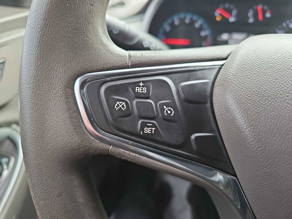 Used 2017 Chevrolet Malibu LS image 32