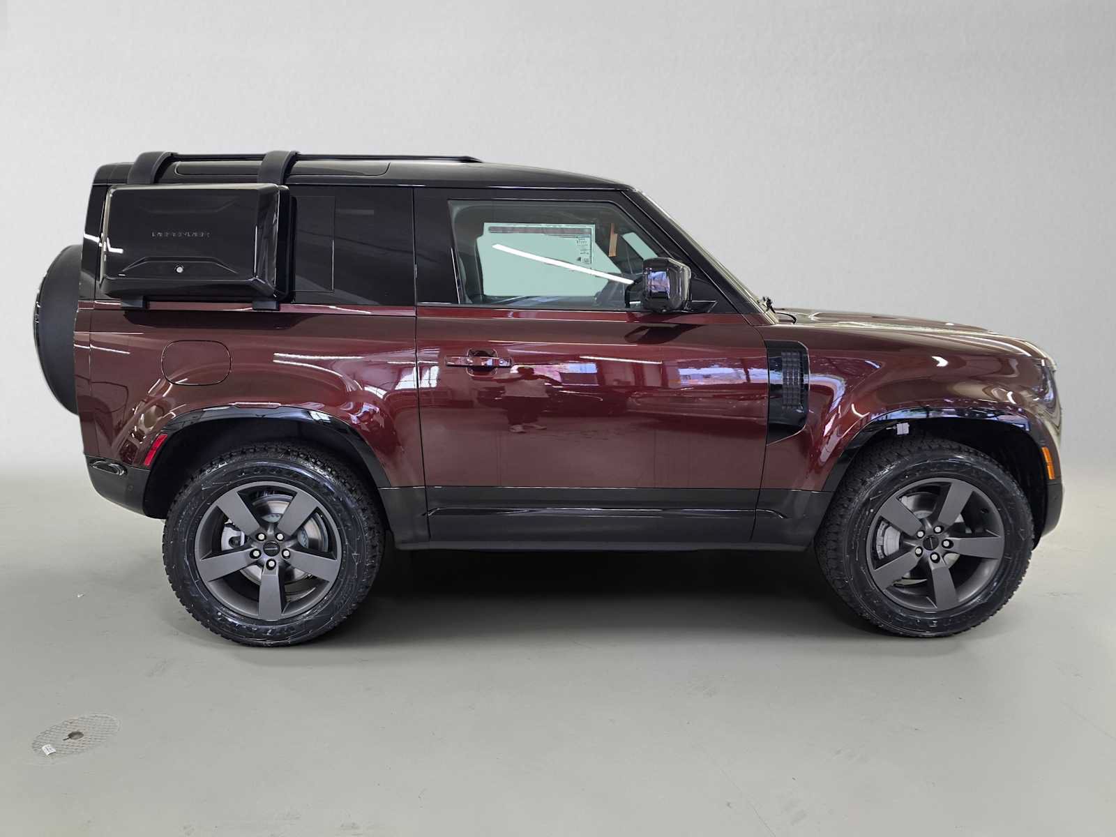 New 2026 Land Rover Defender 90 X-Dynamic SE AWD/4WD image 6