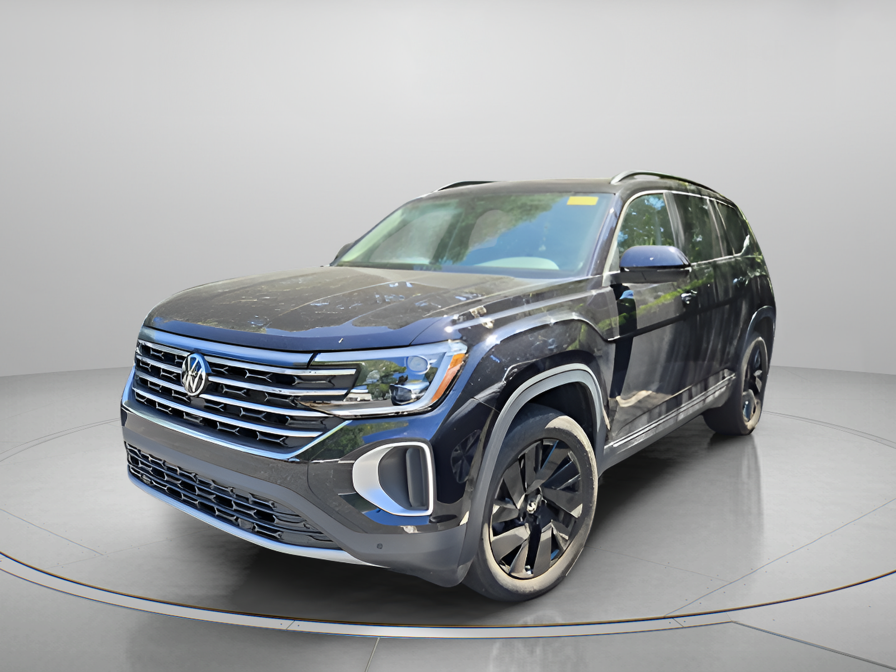 Used 2024 Volkswagen Atlas SE w/ Panoramic Sunroof Package FWD image 1
