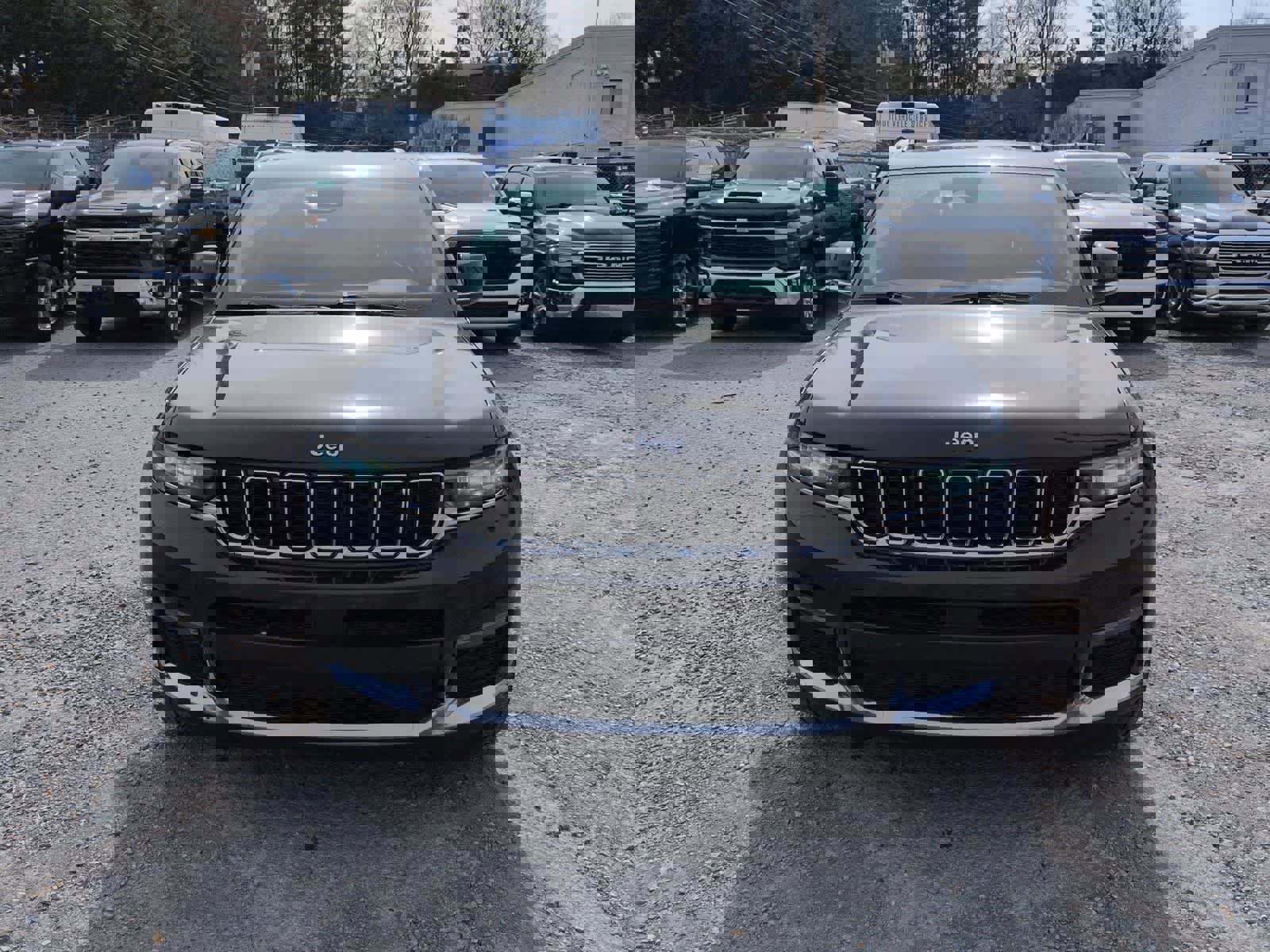 Used 2021 Jeep Grand Cherokee L Limited image 3