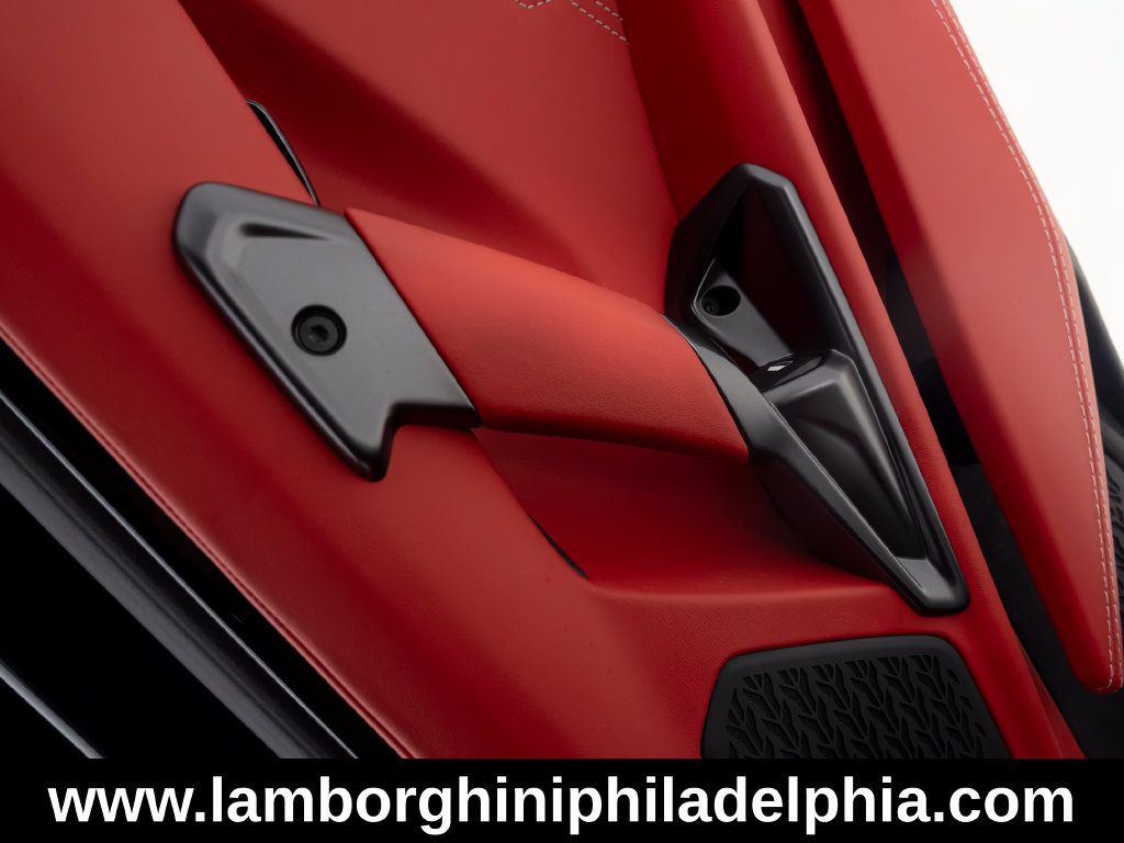 Used 2026 Lamborghini Revuelto AWD/4WD image 16