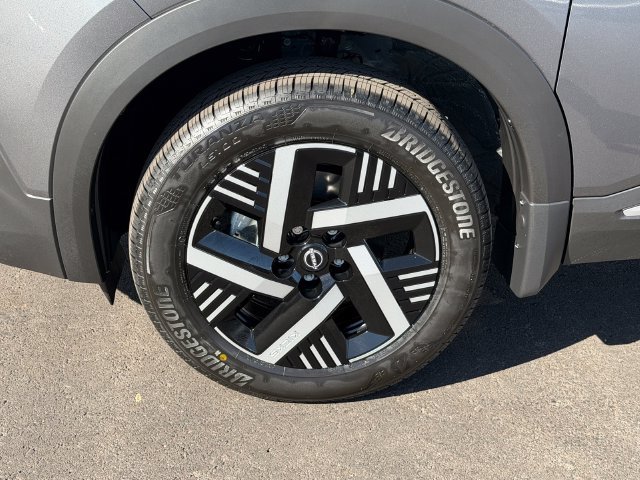 New 2027 Nissan Kicks SV FWD image 28