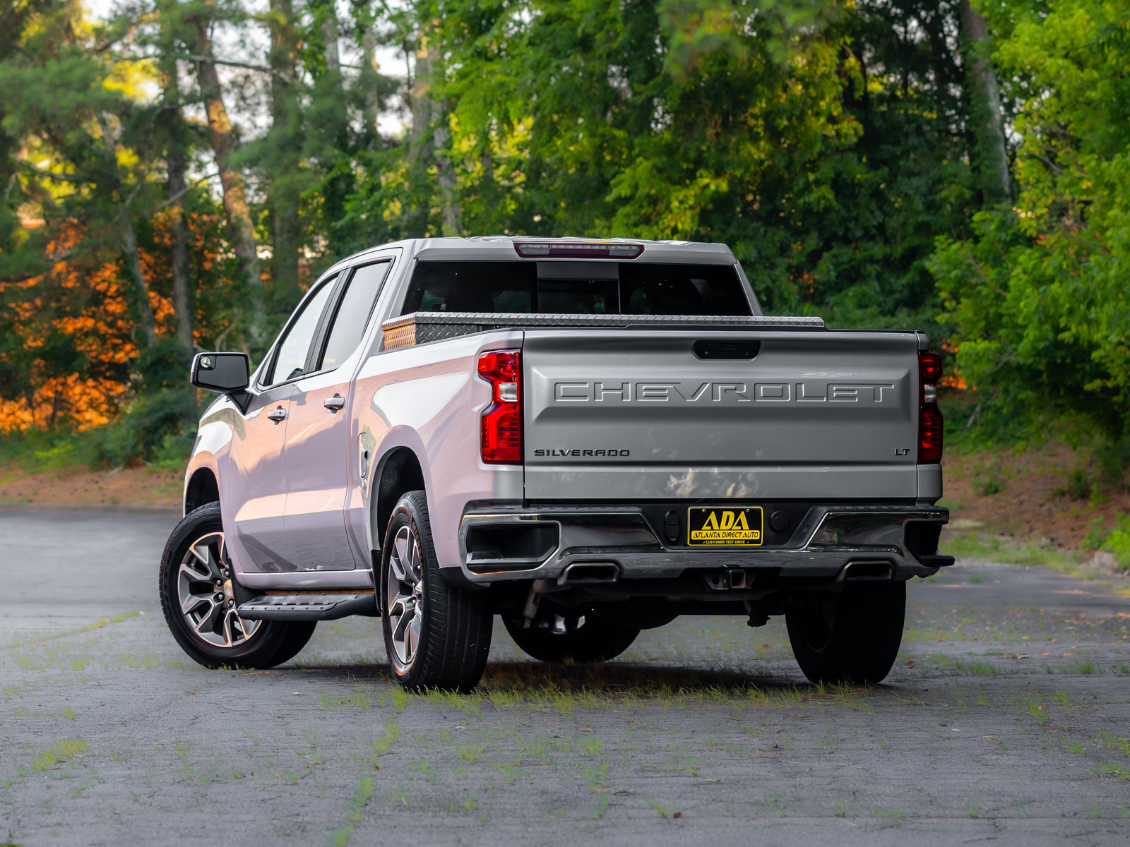Used 2020 Chevrolet Silverado 1500 LT w/ All-Star Edition AWD/4WD image 3