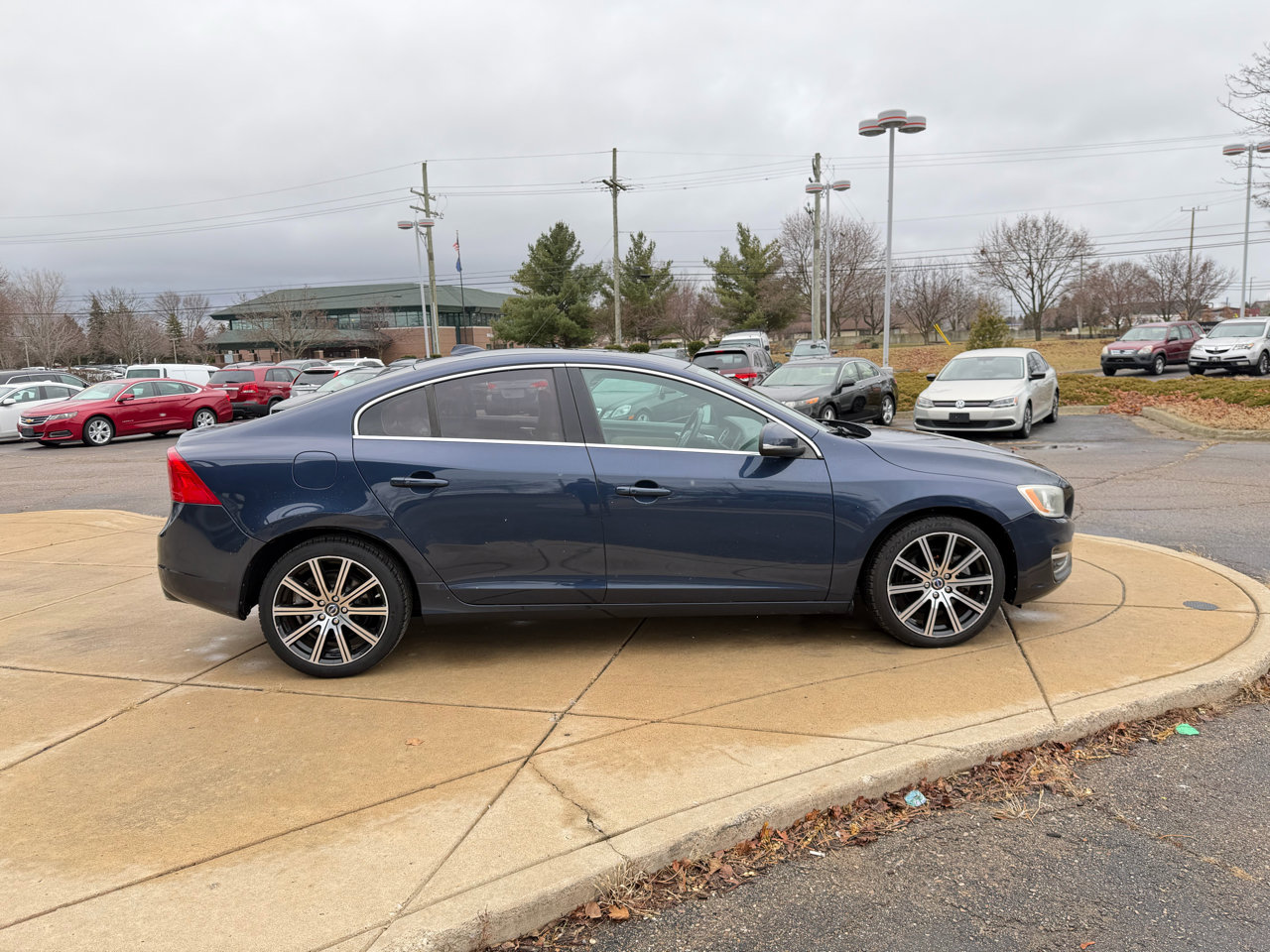 Used 2015 Volvo S60 T5 Premier image 4