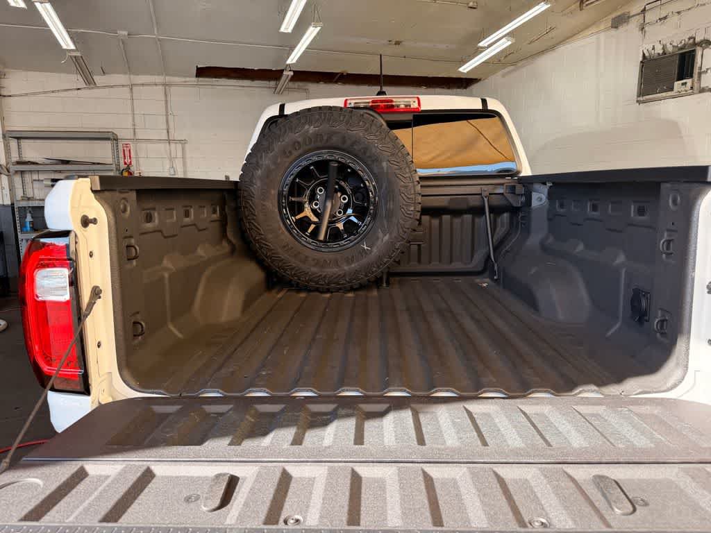Used 2025 GMC Canyon AT4 w/ AT4X AEV Edition AWD/4WD image 19