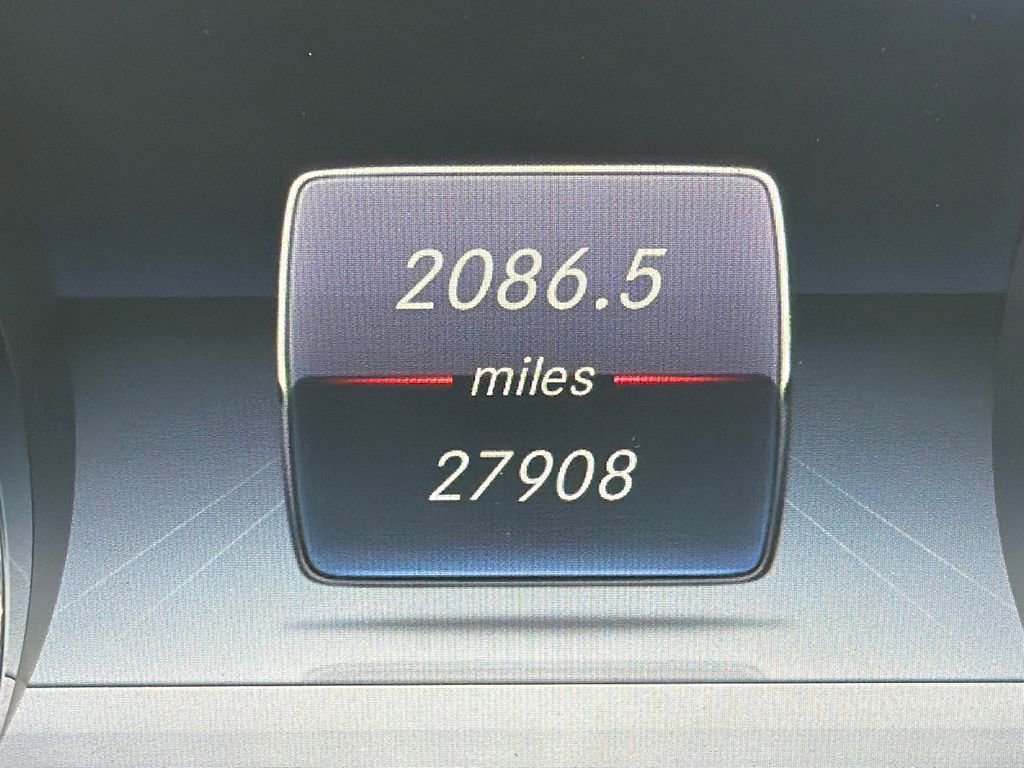 Used 2017 Mercedes-Benz E 300 image 28