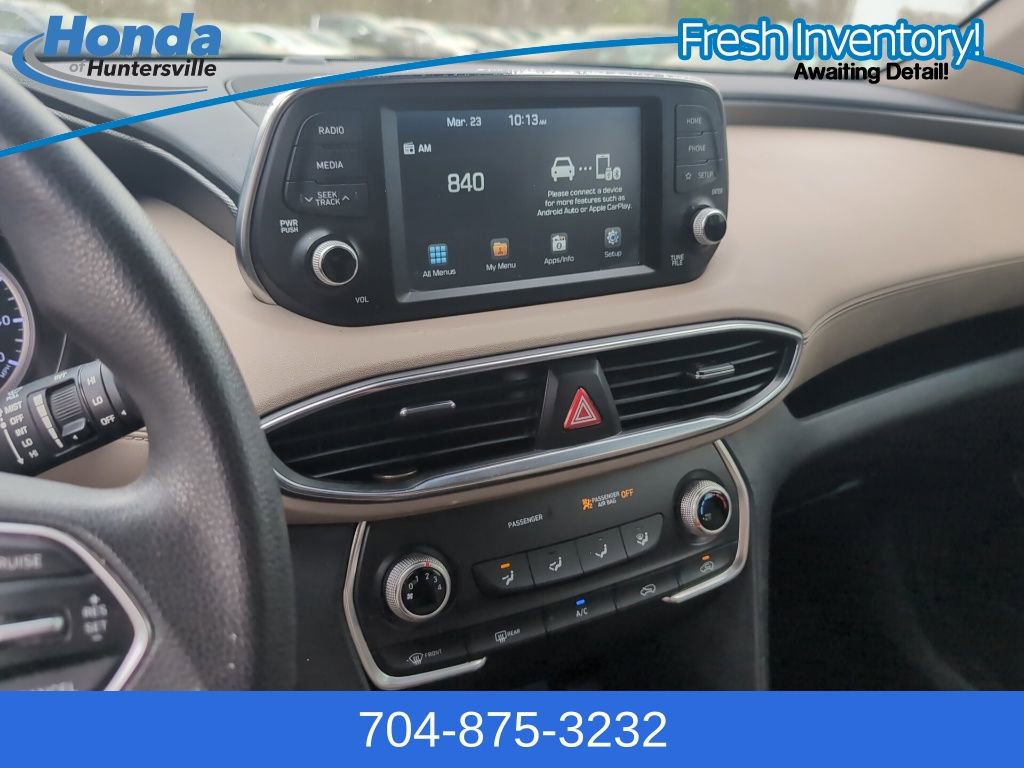 Used 2019 Hyundai Santa Fe SE image 27