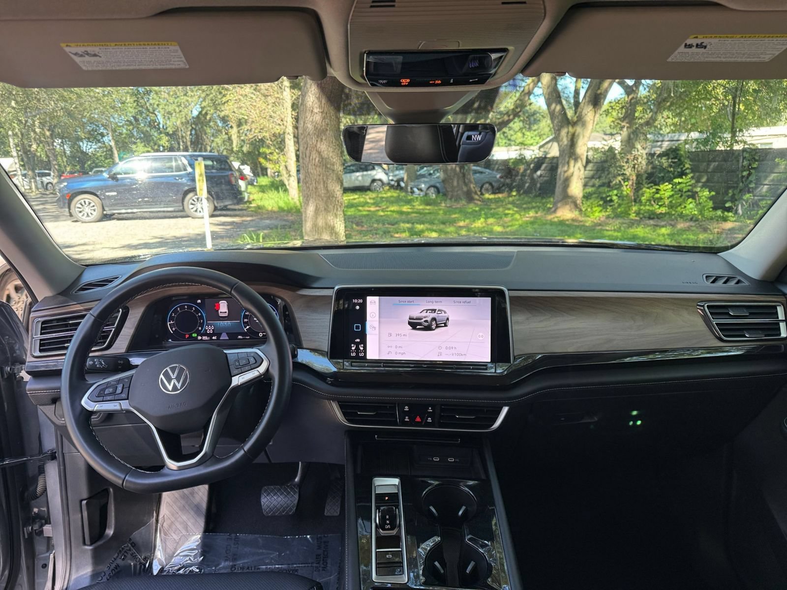 Used 2026 Volkswagen Atlas SE FWD image 32