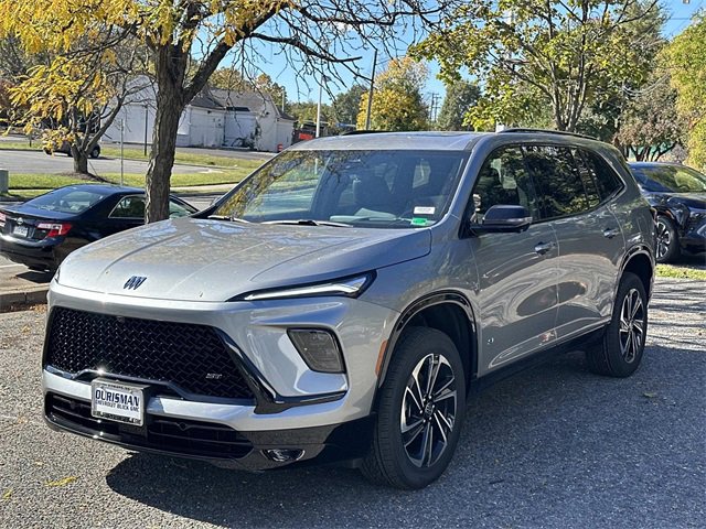 New 2026 Buick Enclave Sport Touring w/ Power Package image 5