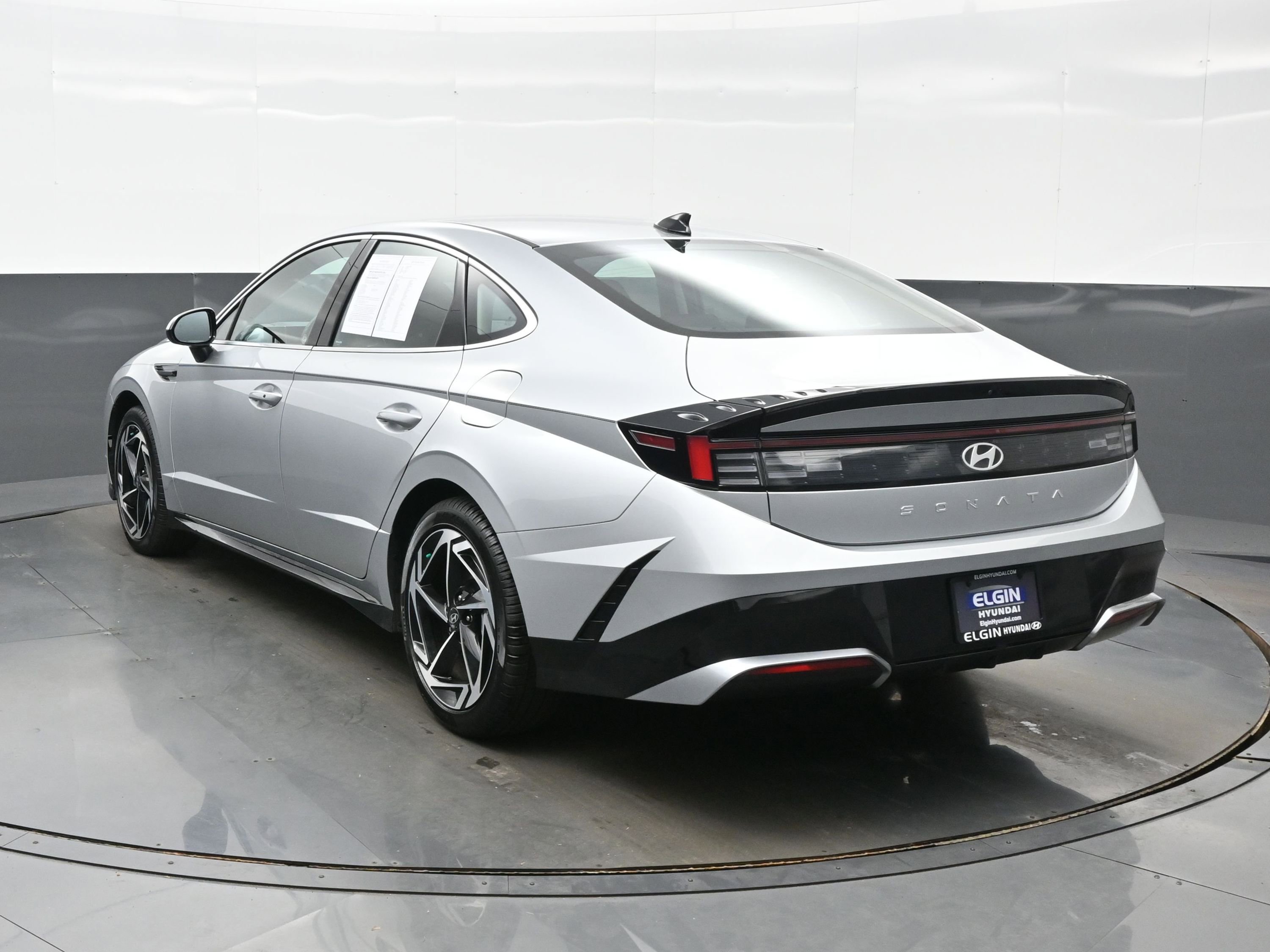 Certified 2026 Hyundai Sonata SEL FWD image 4
