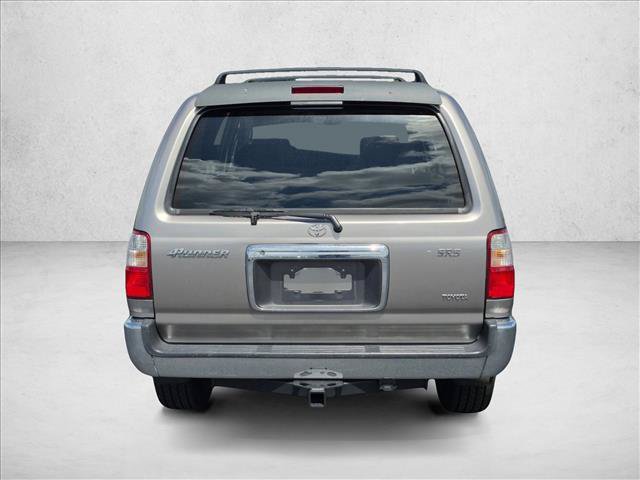 Used 2002 Toyota 4Runner SR5 RWD image 6