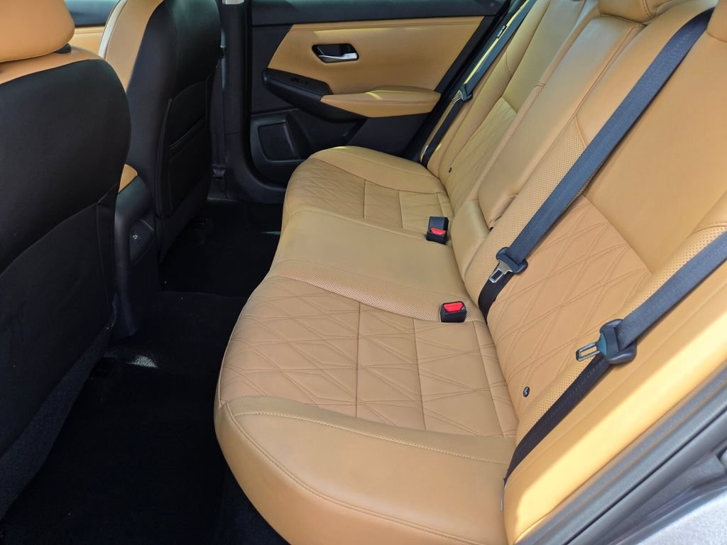 Certified 2023 Nissan Sentra SV w/ SV Premium Package FWD image 12
