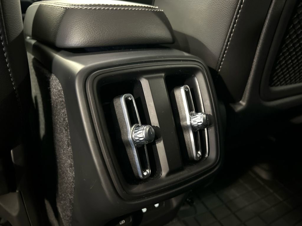 Certified 2023 Volvo XC40 B5 Plus w/ Driver Assist Package image 23