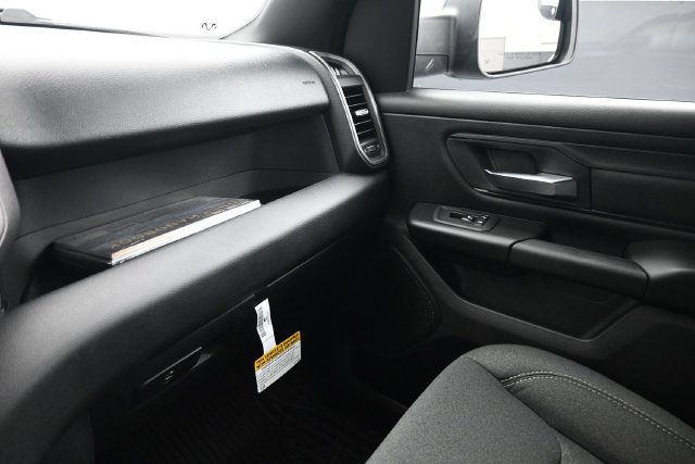 New 2027 RAM 1500 Warlock AWD/4WD image 8