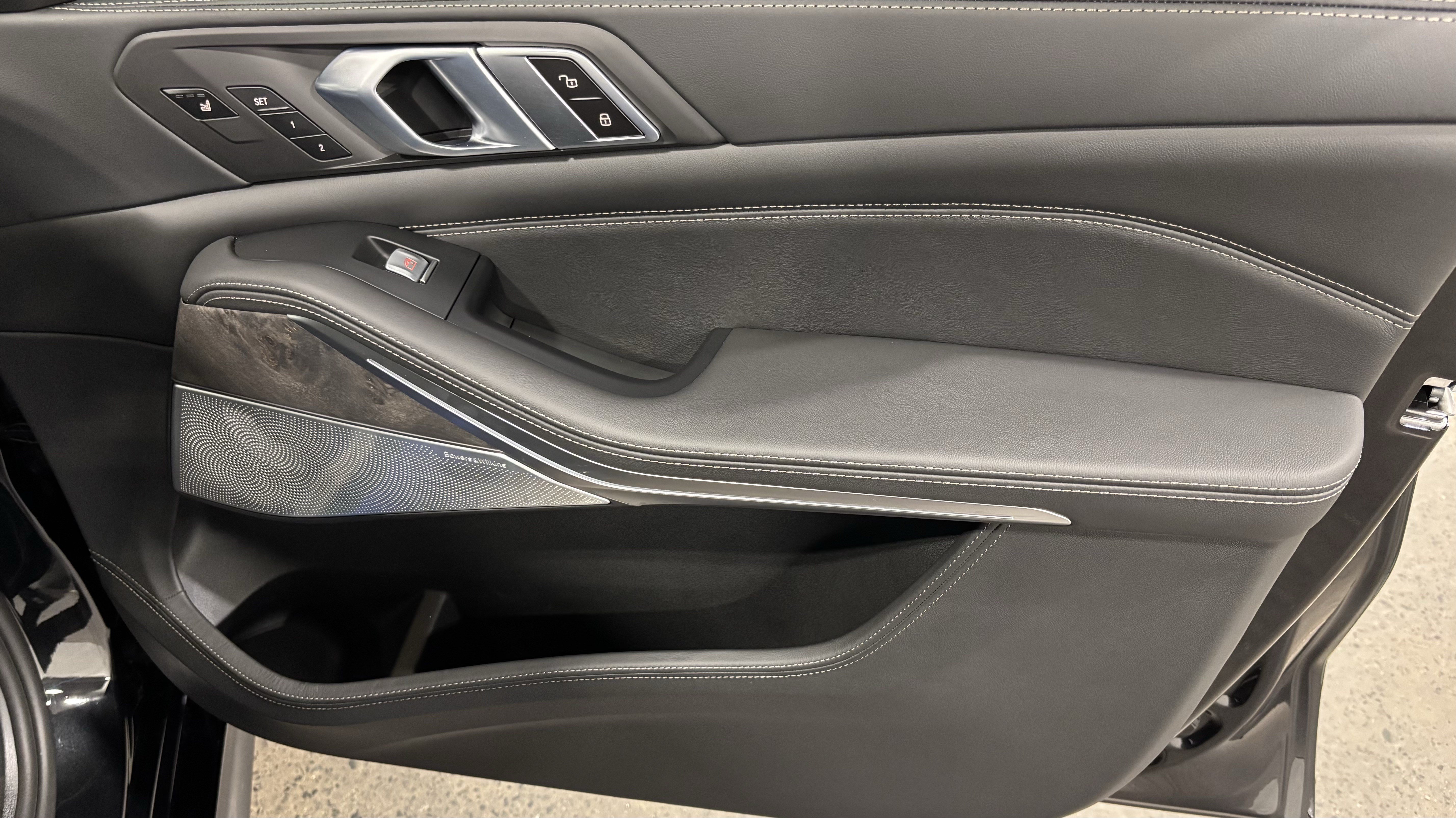 New 2026 BMW ALPINA XB7 AWD/4WD image 26