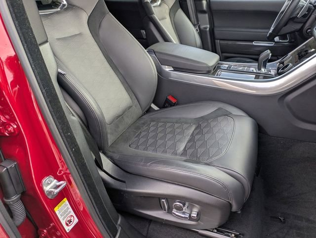 Used 2022 Land Rover Range Rover Sport SVR image 18