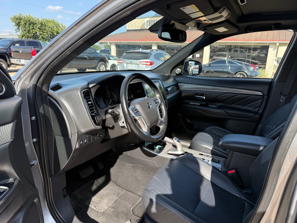 Used 2020 Mitsubishi Outlander GT AWD/4WD image 13