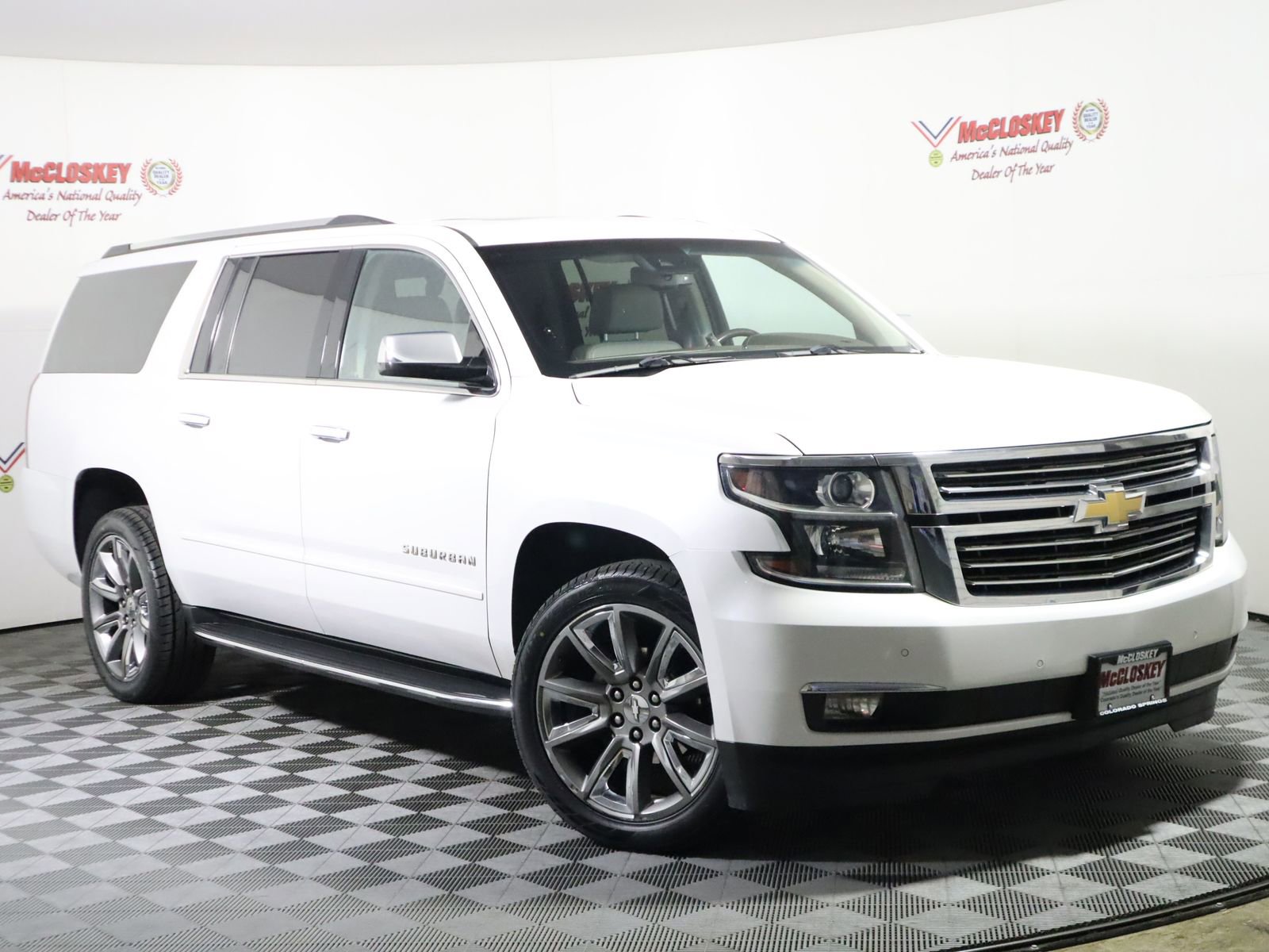 Used 2019 Chevrolet Suburban Premier AWD/4WD image 2