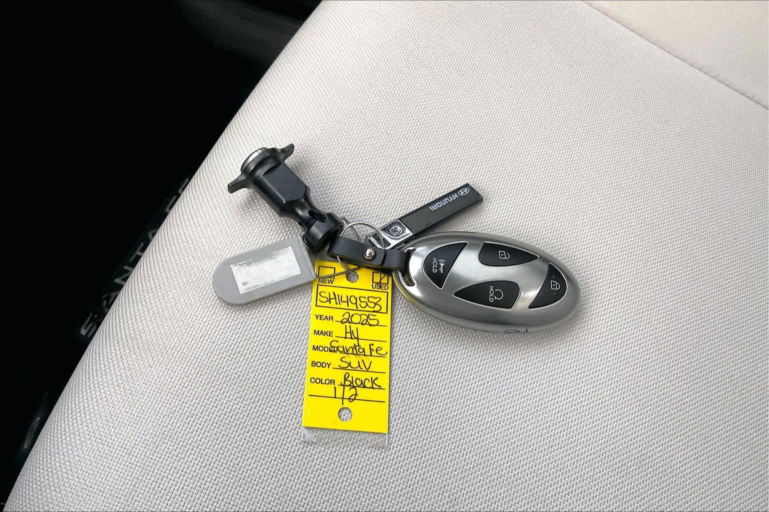 Certified 2025 Hyundai Santa Fe SE FWD image 15