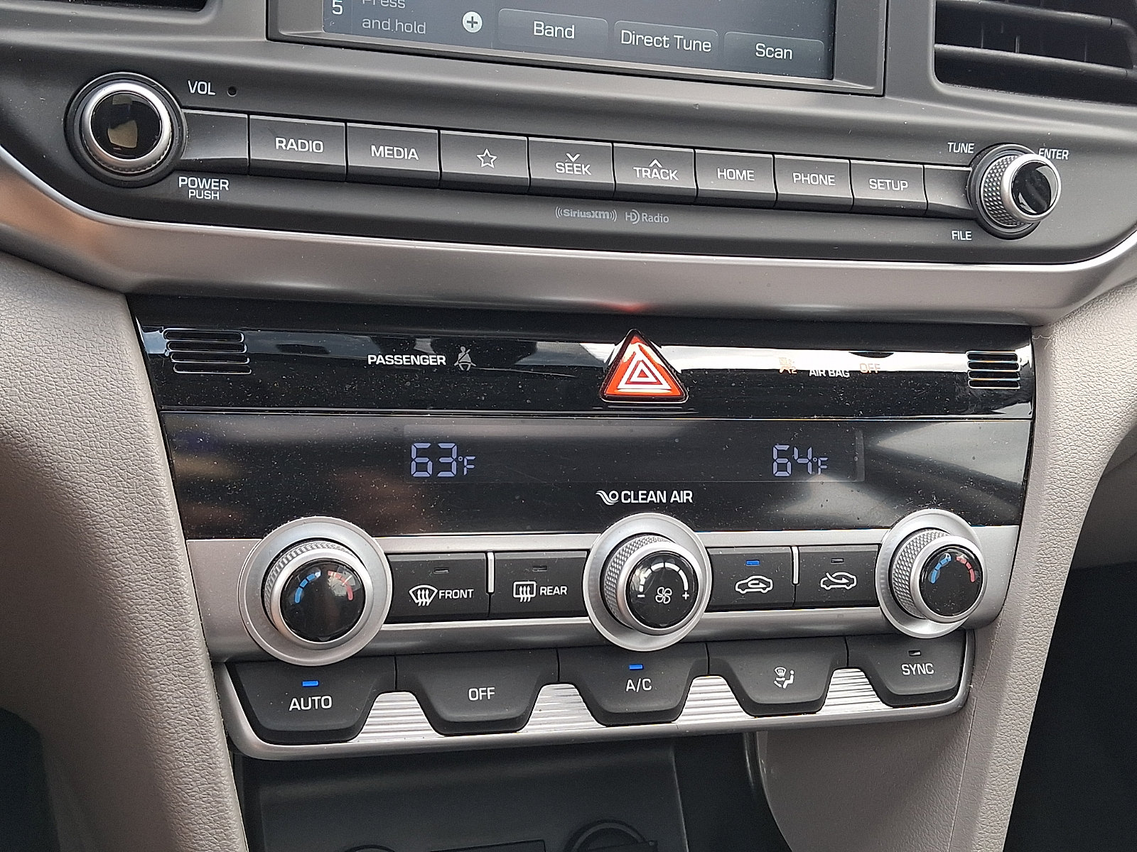 Used 2020 Hyundai Elantra Value Edition FWD image 16