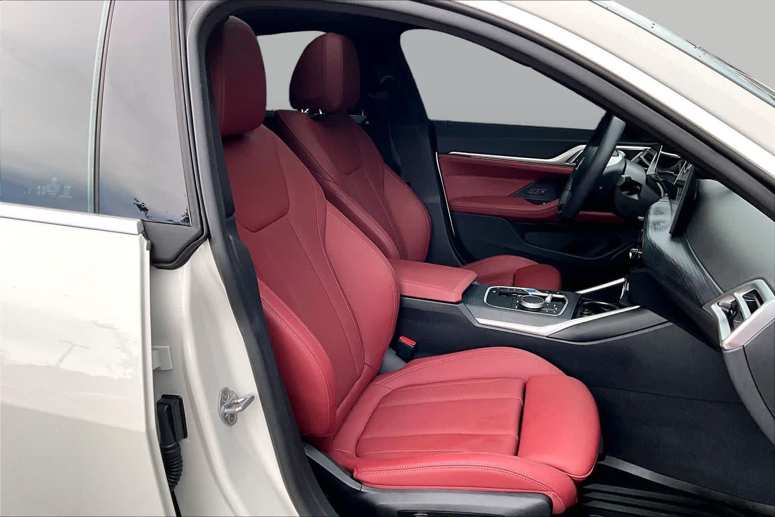 Used 2025 BMW i4 eDrive40 RWD image 8