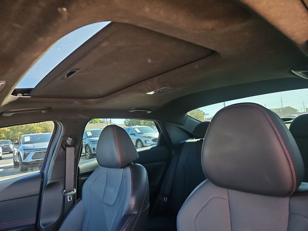 Used 2023 Hyundai Elantra N Line w/ Cargo Package image 19