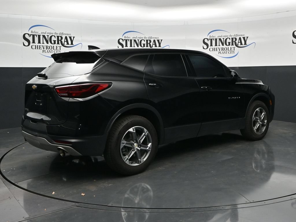 Used 2023 Chevrolet Blazer LT FWD image 7