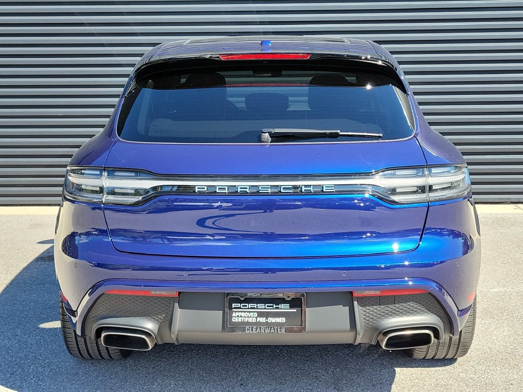 Certified 2024 Porsche Macan AWD/4WD image 6