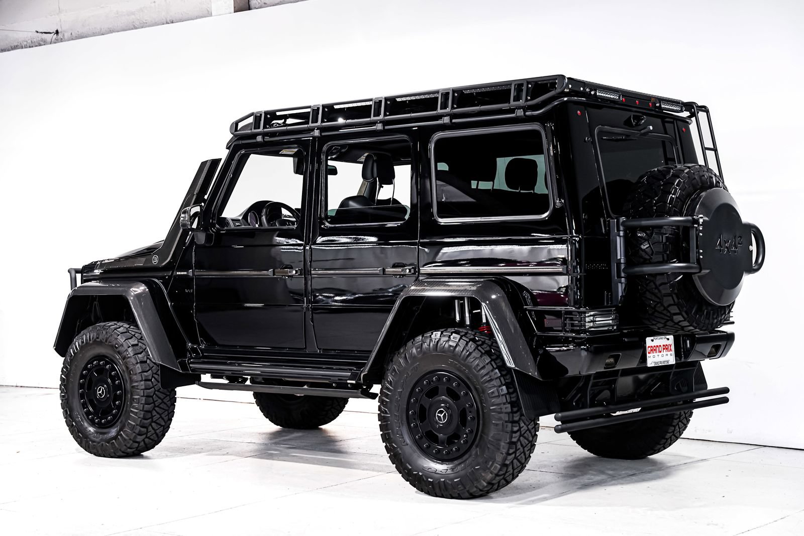 Used 2017 Mercedes-Benz G 550 Squared image 8