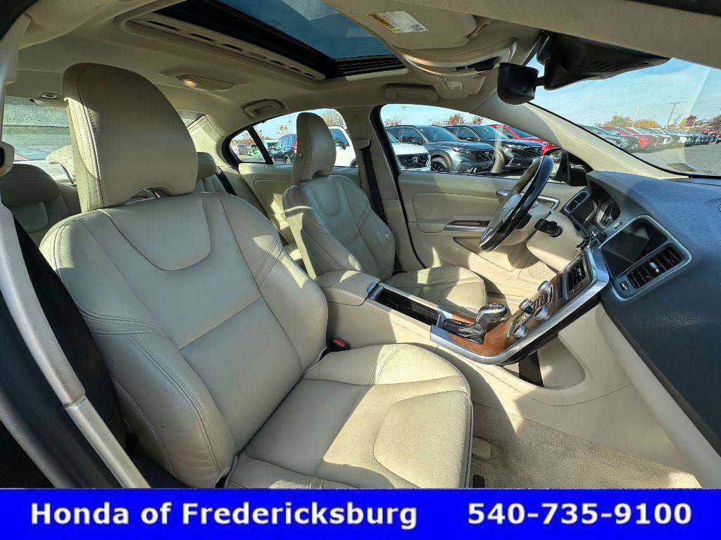 Used 2016 Volvo S60 T5 Premier image 37