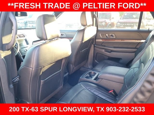 Used 2018 Ford Explorer Platinum AWD/4WD image 27