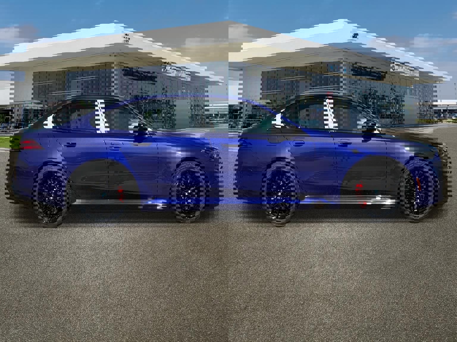 New 2026 BMW M5 image 12