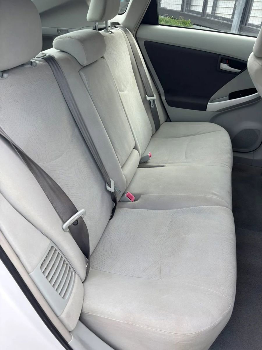 Used 2011 Toyota Prius Three w/ Solar Roof Pkg FWD image 14