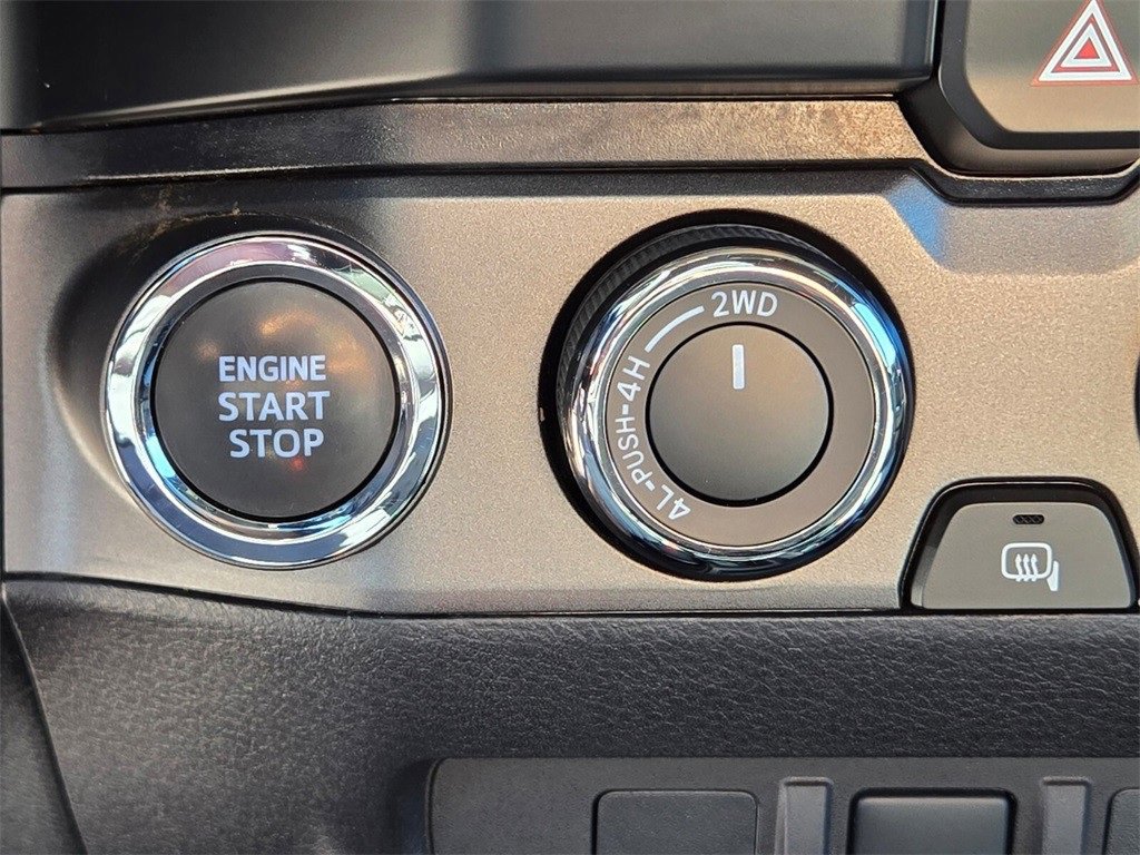 Used 2023 Toyota Tacoma TRD Off-Road image 30