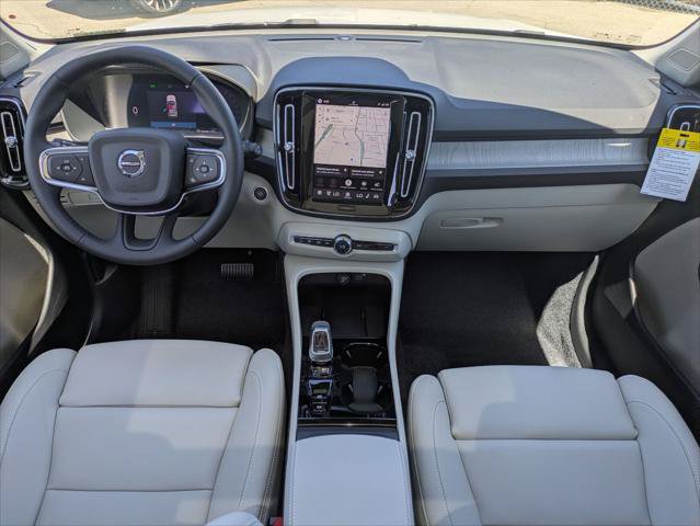 New 2026 Volvo XC40 B5 Plus w/ Protection Package Premier AWD/4WD image 11