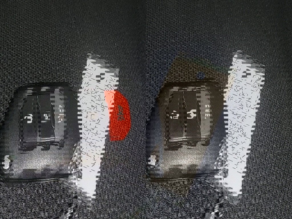 Used 2019 Jeep Wrangler Unlimited Sahara image 25