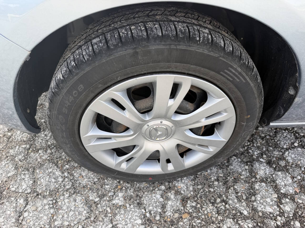 Used 2013 MAZDA MAZDA2 Sport FWD image 9