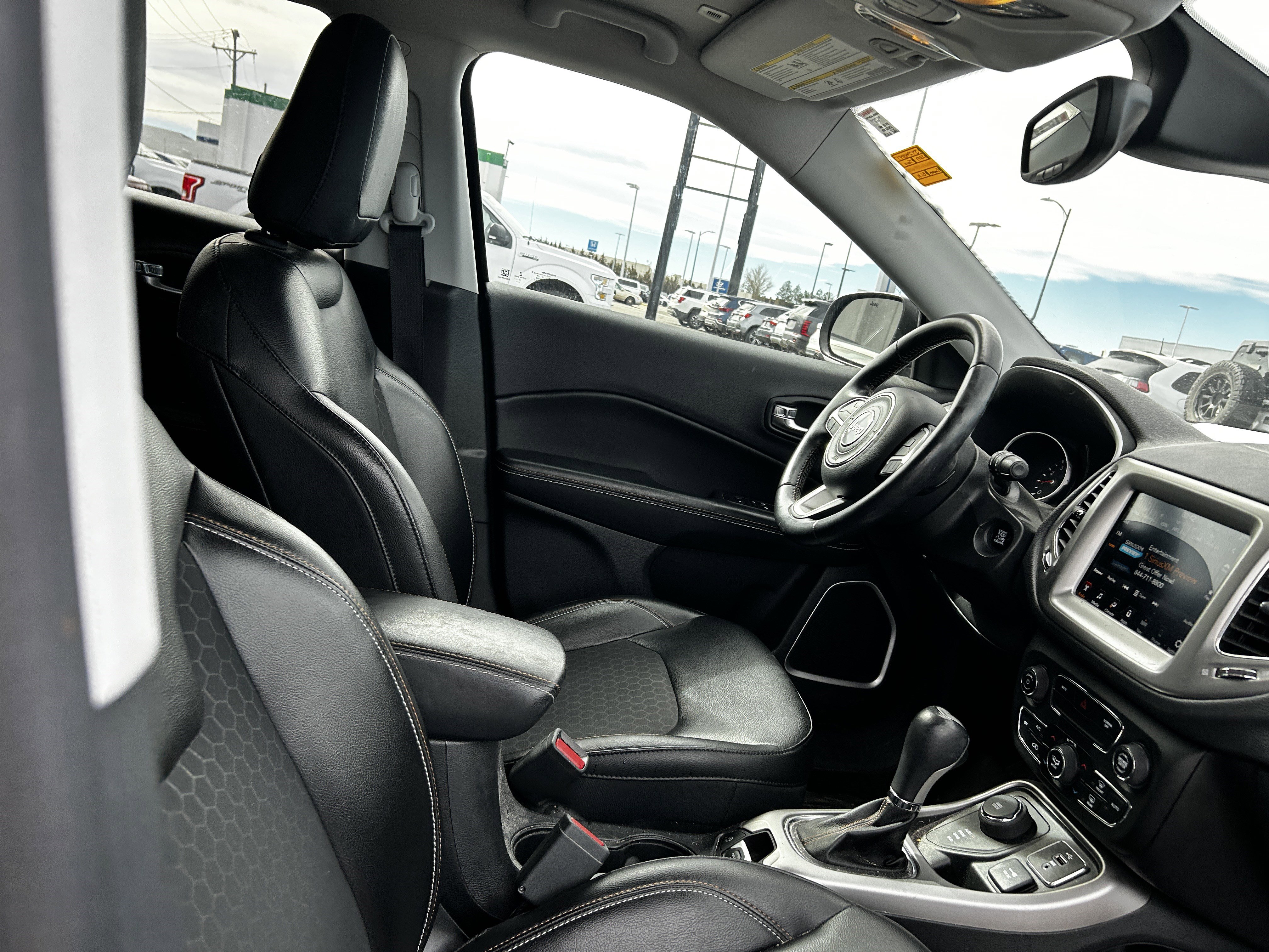 Used 2018 Jeep Compass Latitude w/ Popular Equipment Group image 12