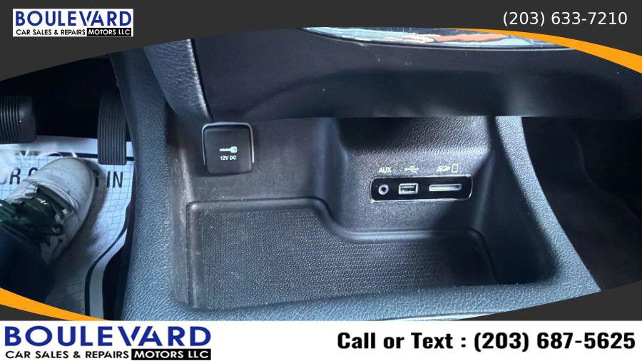 Used 2017 Dodge Durango R/T w/ Technology Group image 20