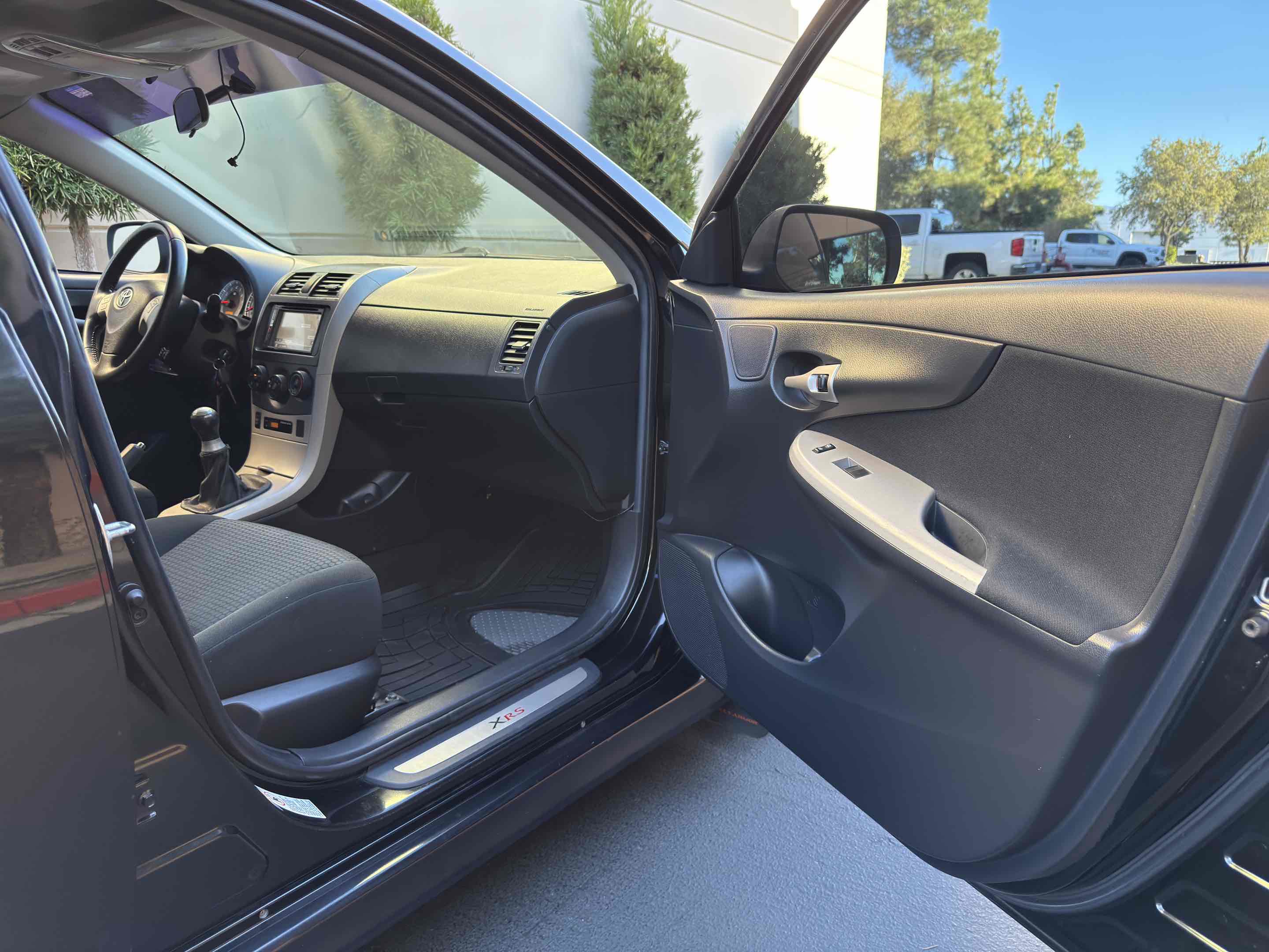 Used 2010 Toyota Corolla XRS image 45