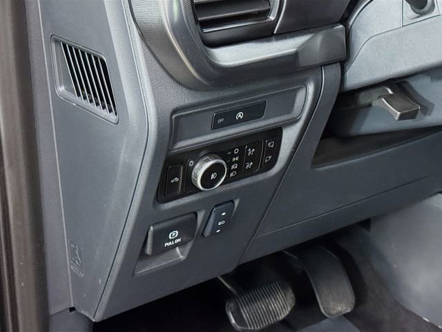 Used 2025 Ford F150 Lariat w/ Equipment Group 501A Mid image 10