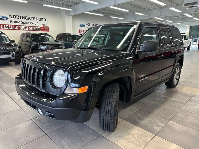 Used 2017 Jeep Patriot High Altitude FWD image 16