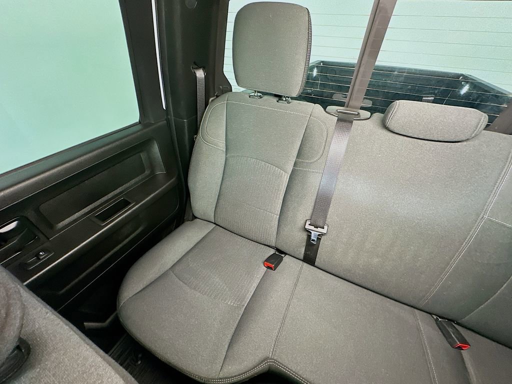 Used 2024 RAM 3500 Tradesman w/ Chrome Appearance Group image 12