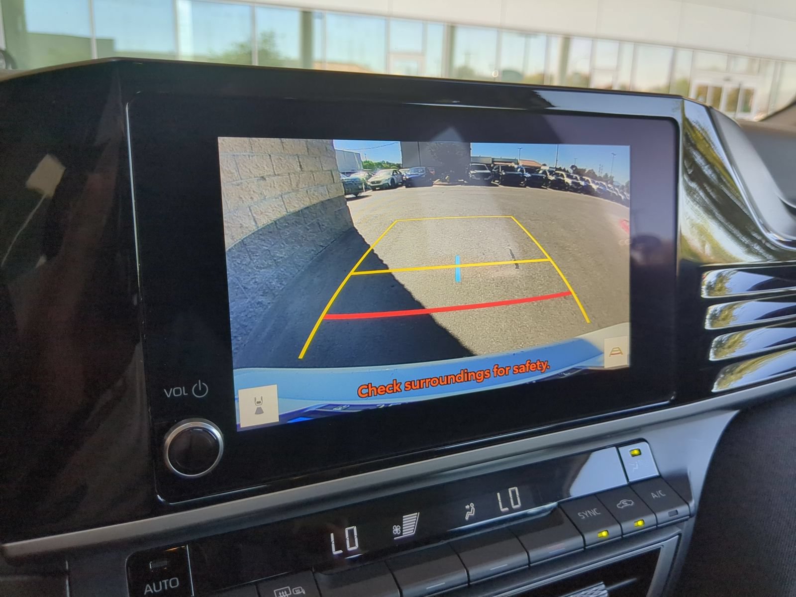 Used 2025 Toyota Camry LE FWD image 19