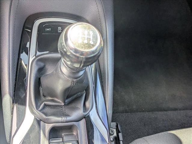 Used 2020 Toyota Corolla SE image 12