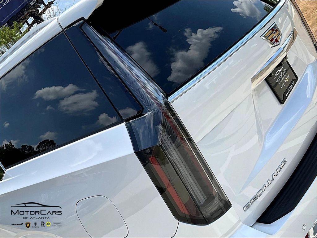 Used 2025 Cadillac Escalade ESV Premium Luxury Platinum image 26