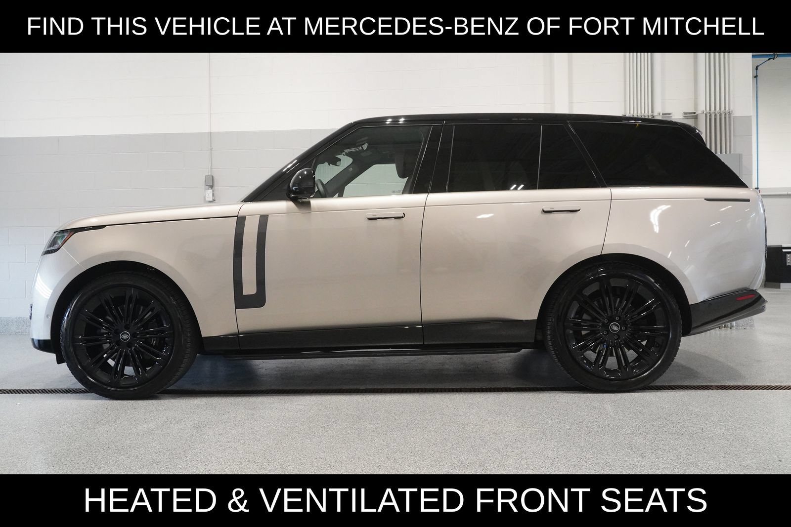 Used 2024 Land Rover Range Rover SE AWD/4WD image 3