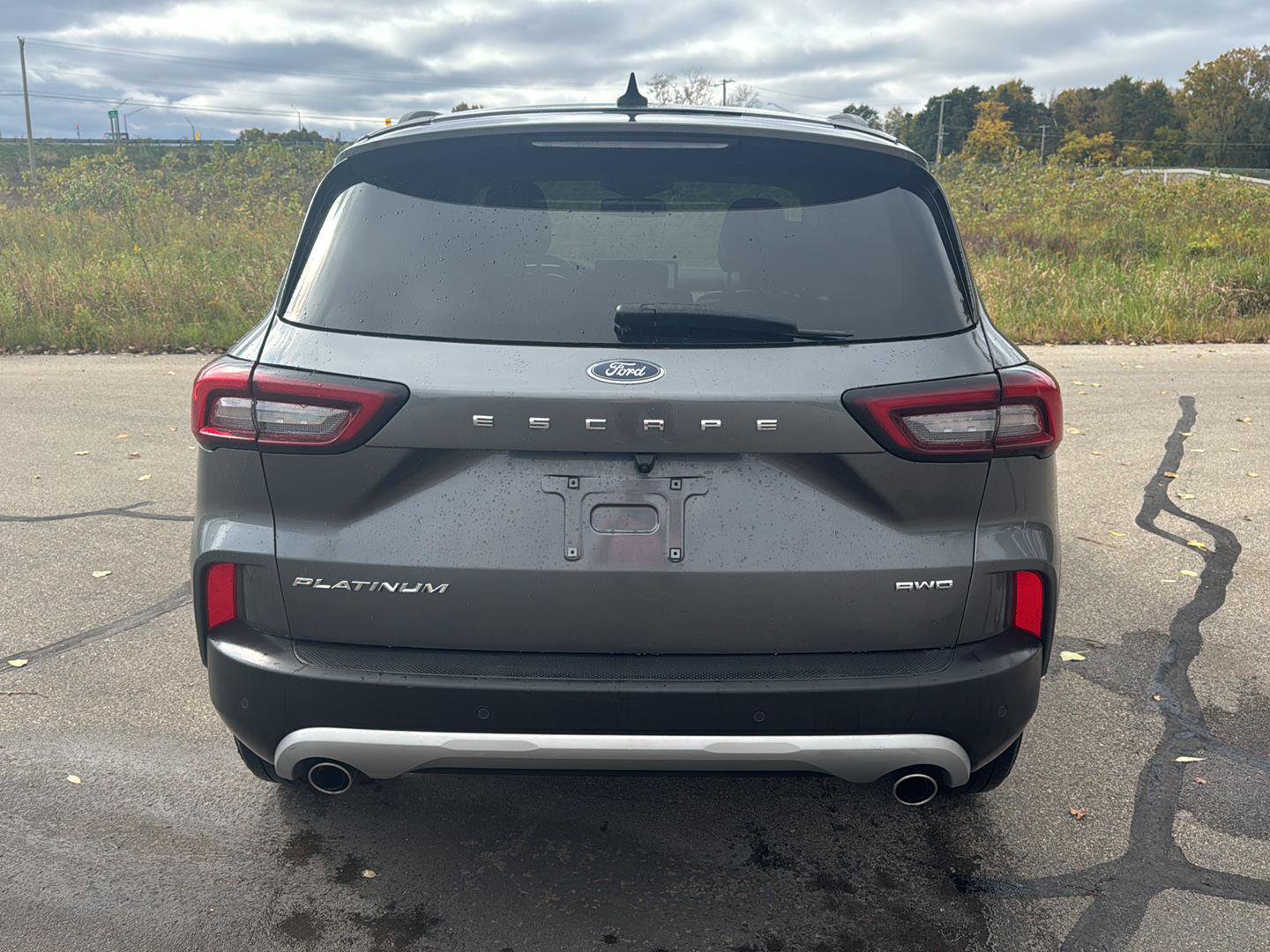 Used 2024 Ford Escape Platinum AWD/4WD image 4